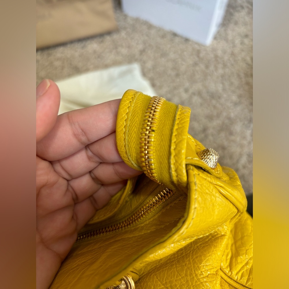 Balenciaga Giant 12 Golden Velo Bag in Lemon - Picture 6 of 10